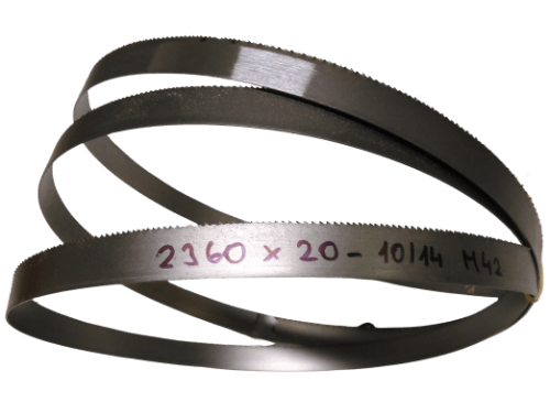 pilovy-pas-na-kov-20-vario-1014-500x375p-43k